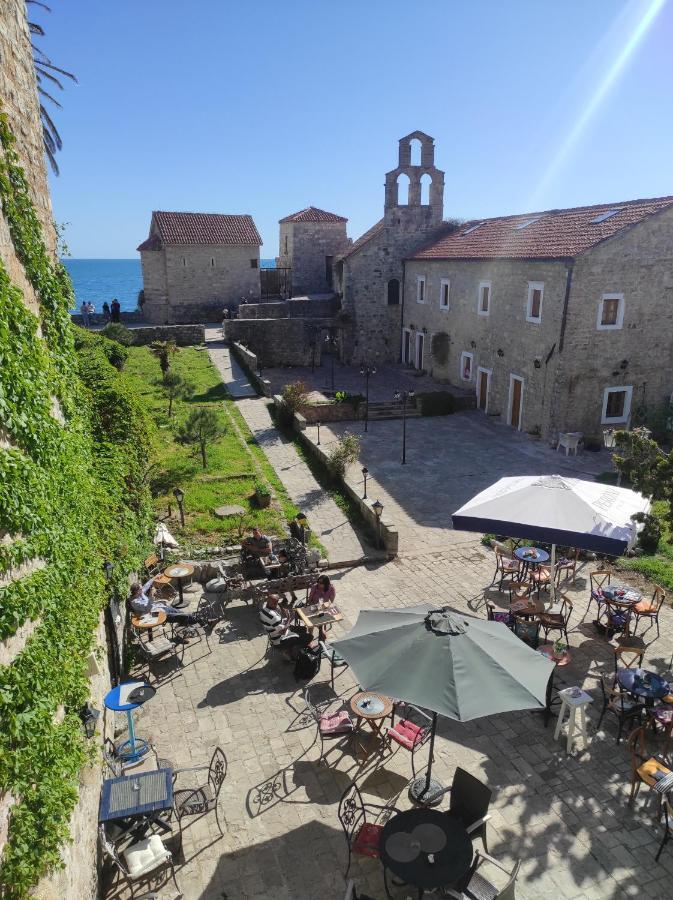 Freedom Hostel Budva Exterior photo